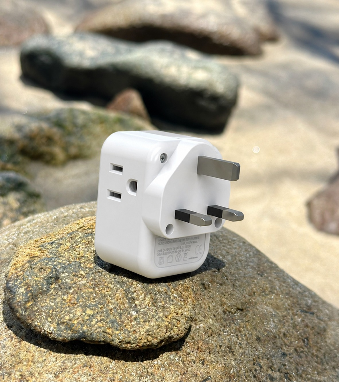 US to UK Multiport Adaptor — Panda Tech, Saint Lucia